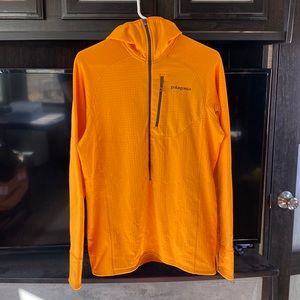 Patagonia r1 hoody
